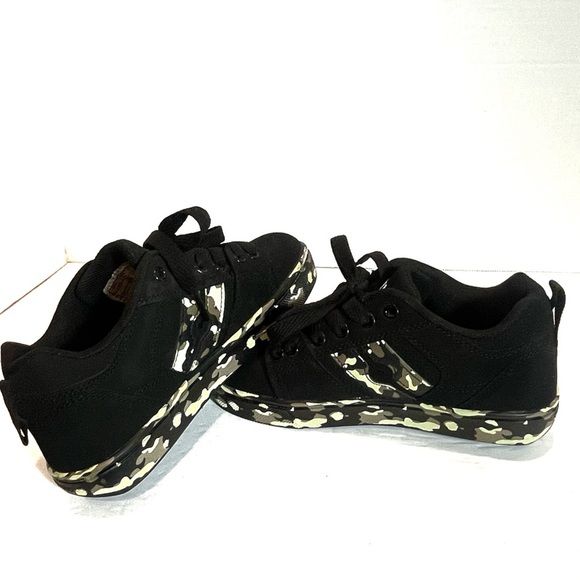 Heelys HES10321 Racer 20 Black Camo Roller Skating Lace Up Shoes Youth Boys Sz.2 - Picture 3 of 13
